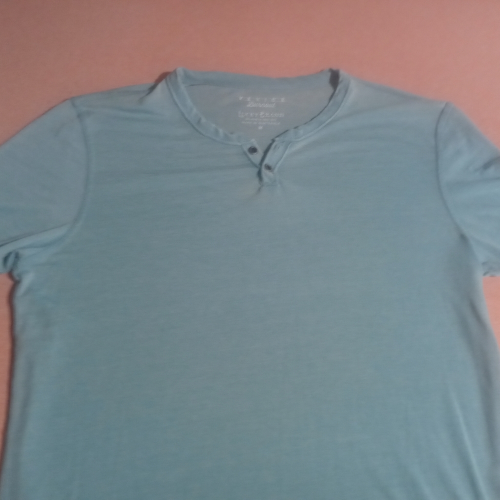 Light weight T - Free with Jean purchase